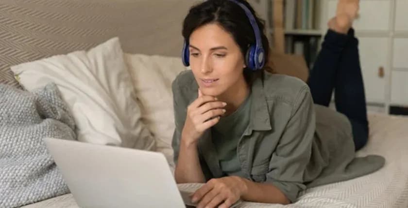 Jak filmy i seriale wpływają na naukę języków obcych?