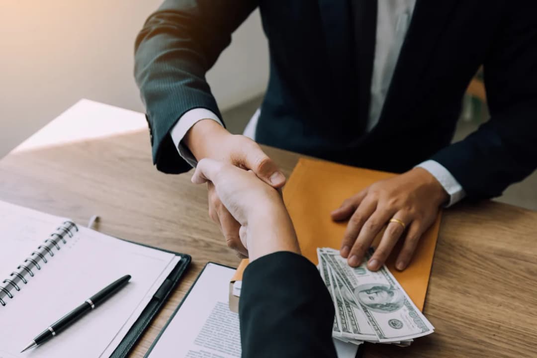 Porównanie pożyczek pozabankowych — jak wybrać najlepszą ofertę?