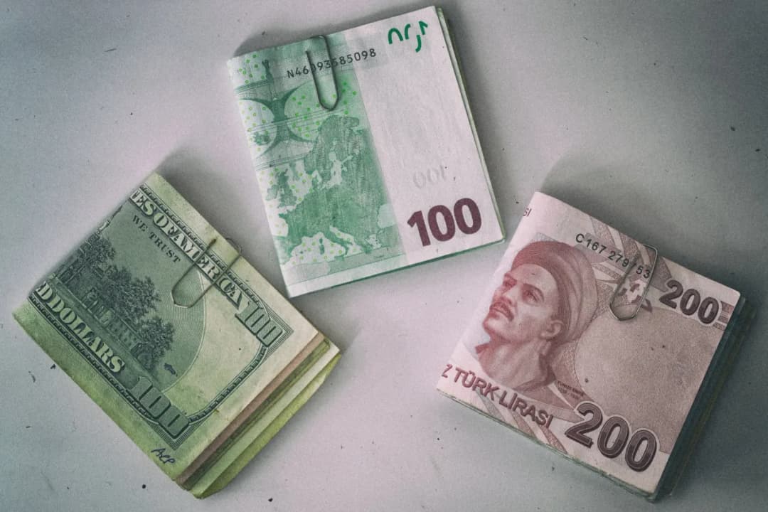 Tunezja: euro czy dolary, jaka waluta najlepsza?