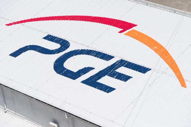 Czy warto inwestować w PGE: Analiza szans i zagrożeń dla inwestorów